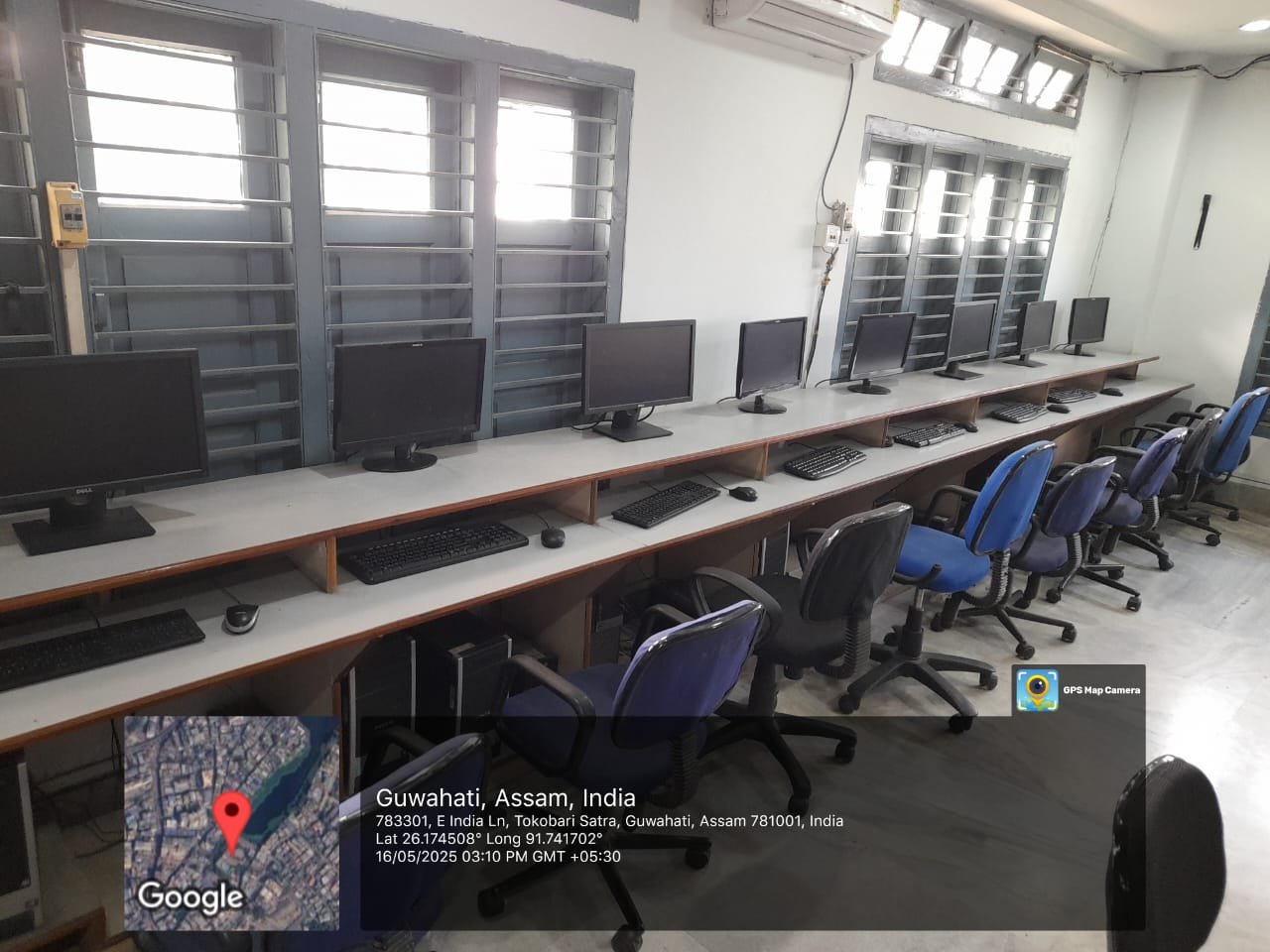 Computer Lab Photo 2